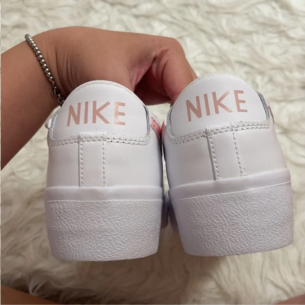 NIKE PINK PLATFORM BLAZERS